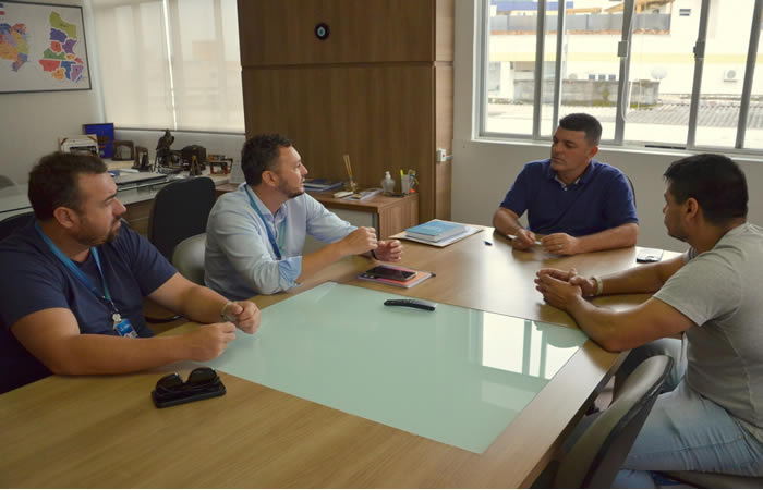 Representantes da Casan anunciam novo reservatório para Comunidade de Montenegro